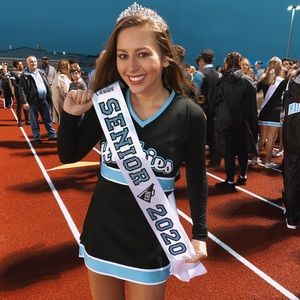 Meet your Posher, Caroline